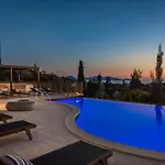 Vilă Luxury Karmaniolos Kefalonia Fiskardo