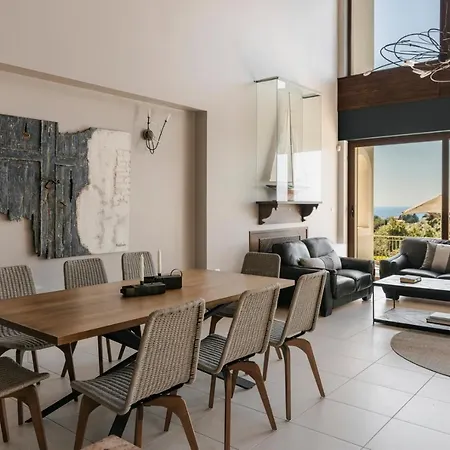 Luxury Karmaniolos Kefalonia Villa *