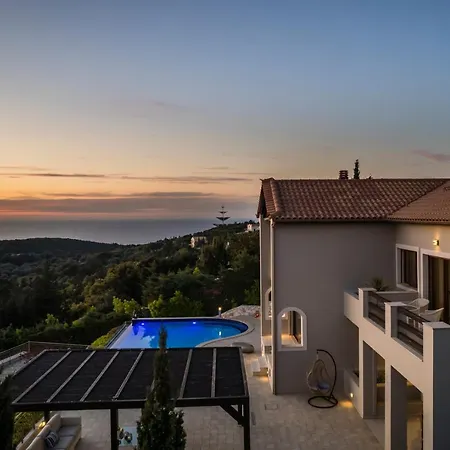 Luxury Karmaniolos Kefalonia Villa